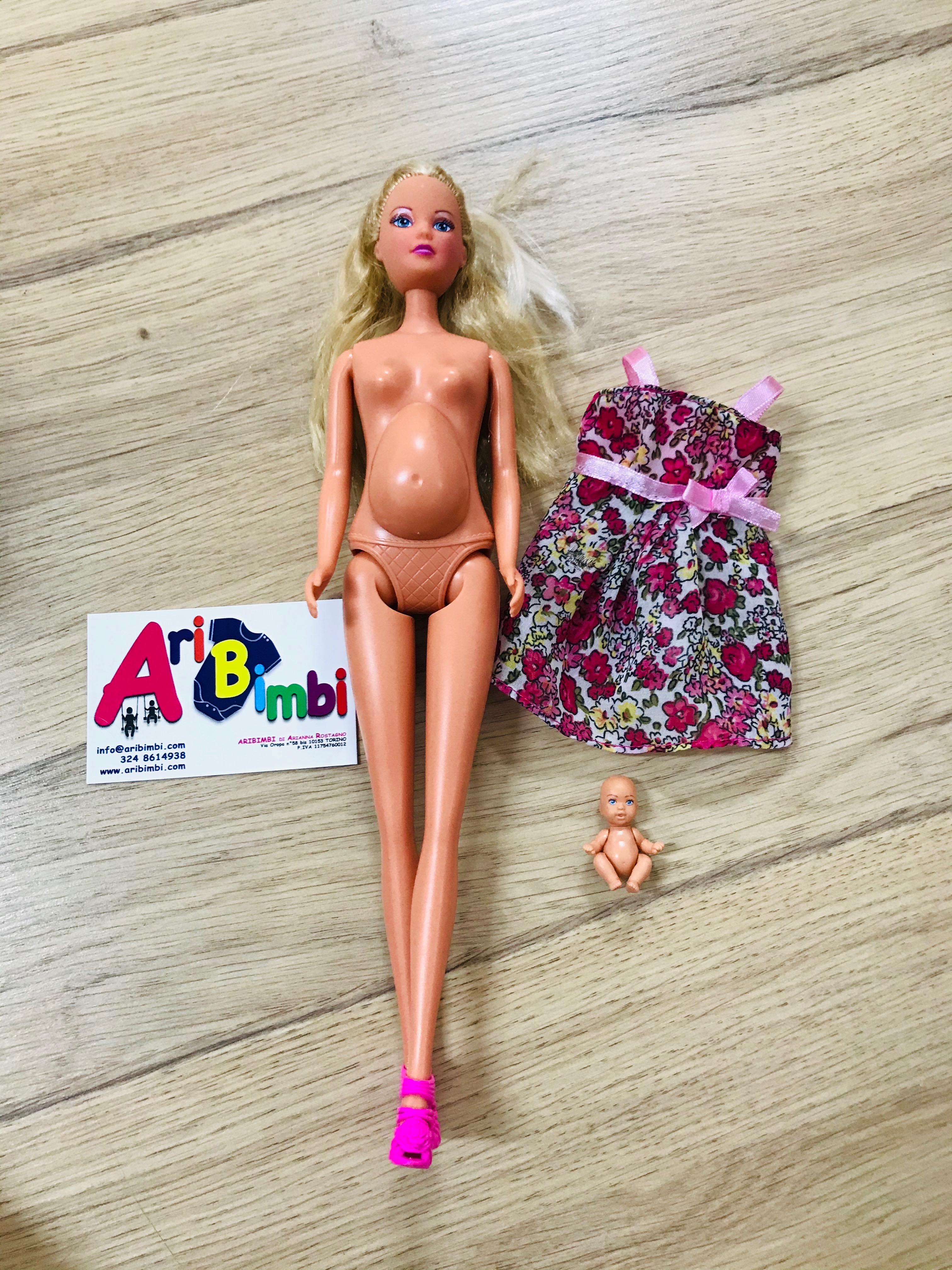 Risultati di ricerca per: 'Barbie incinta