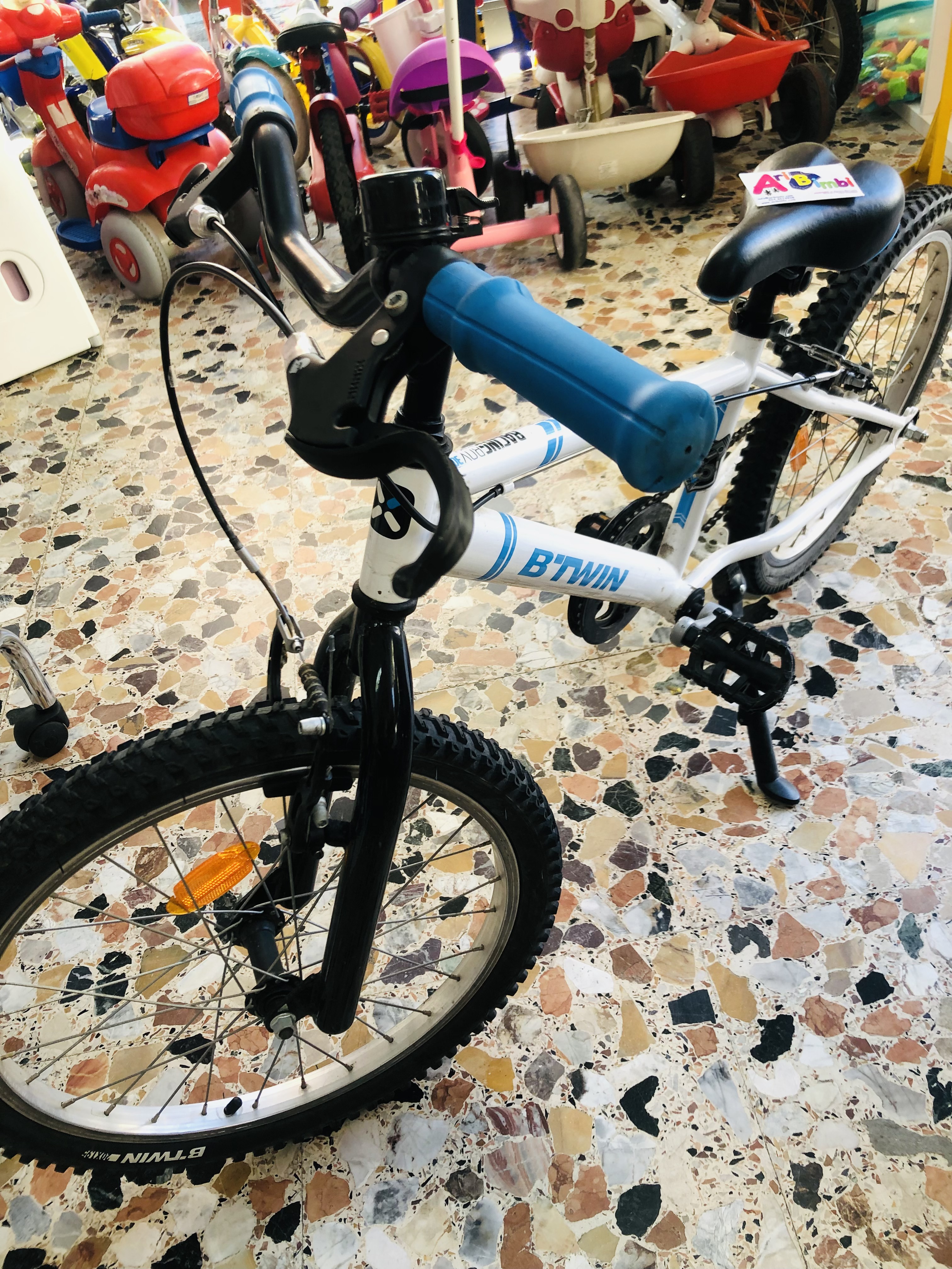 Bicicleta btwin cheap racing boy 300